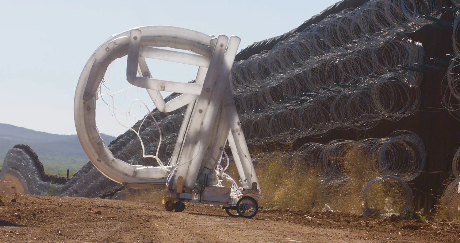 Border Crossers — Chico MacMurtrie